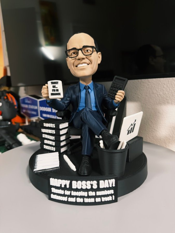 Custom boss's day bobblehead desk set